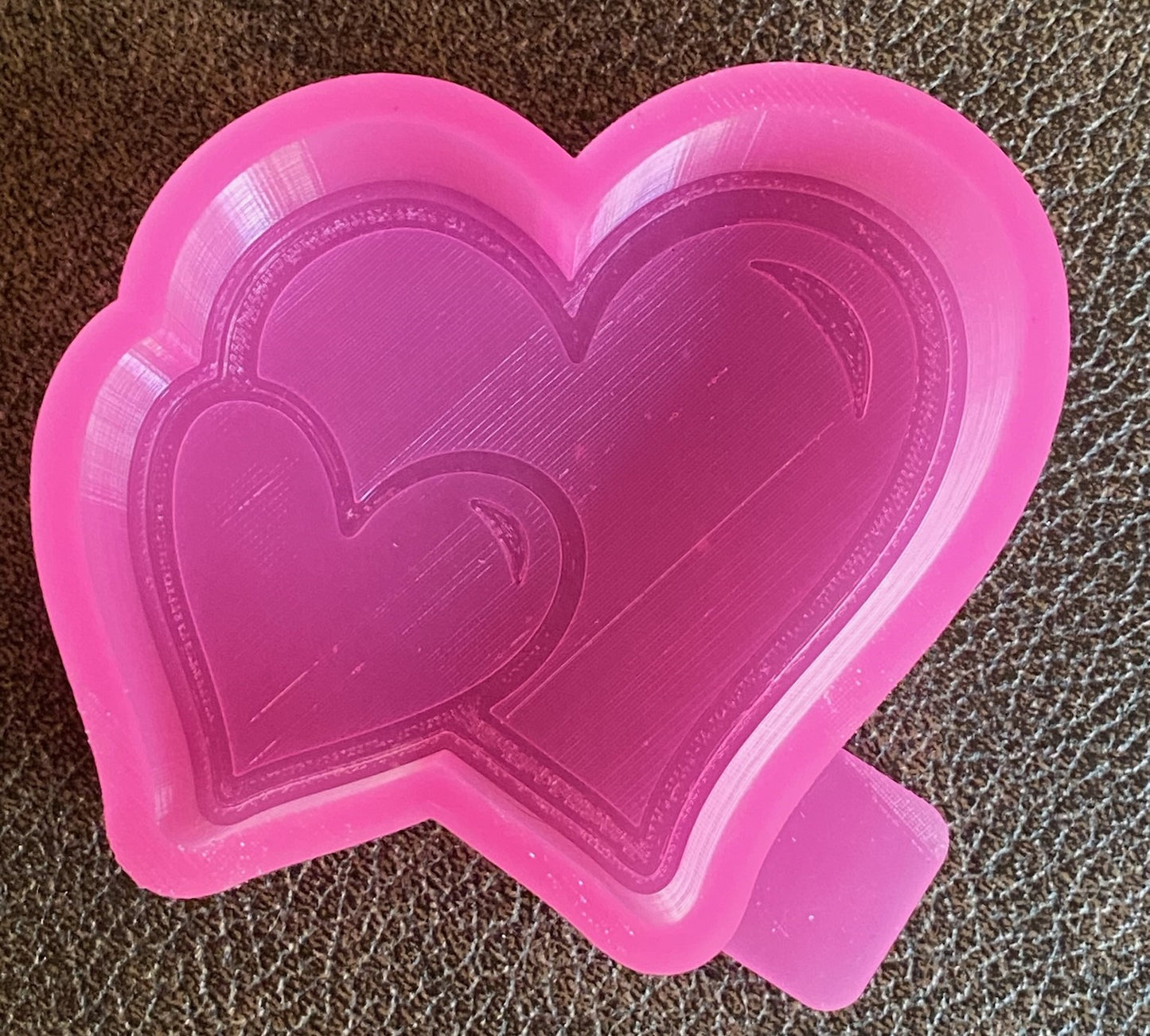 M105 Entwined Hearts Silicone Mold