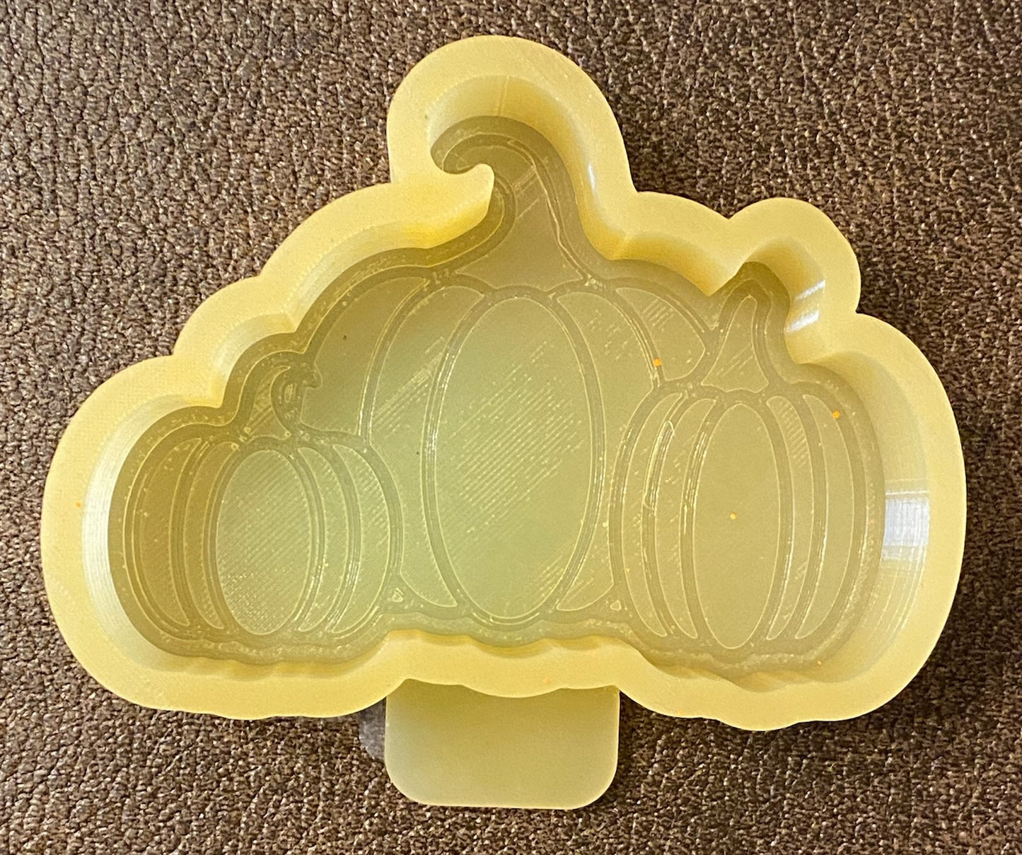 M216 Three Pumpkins Silicone Mold