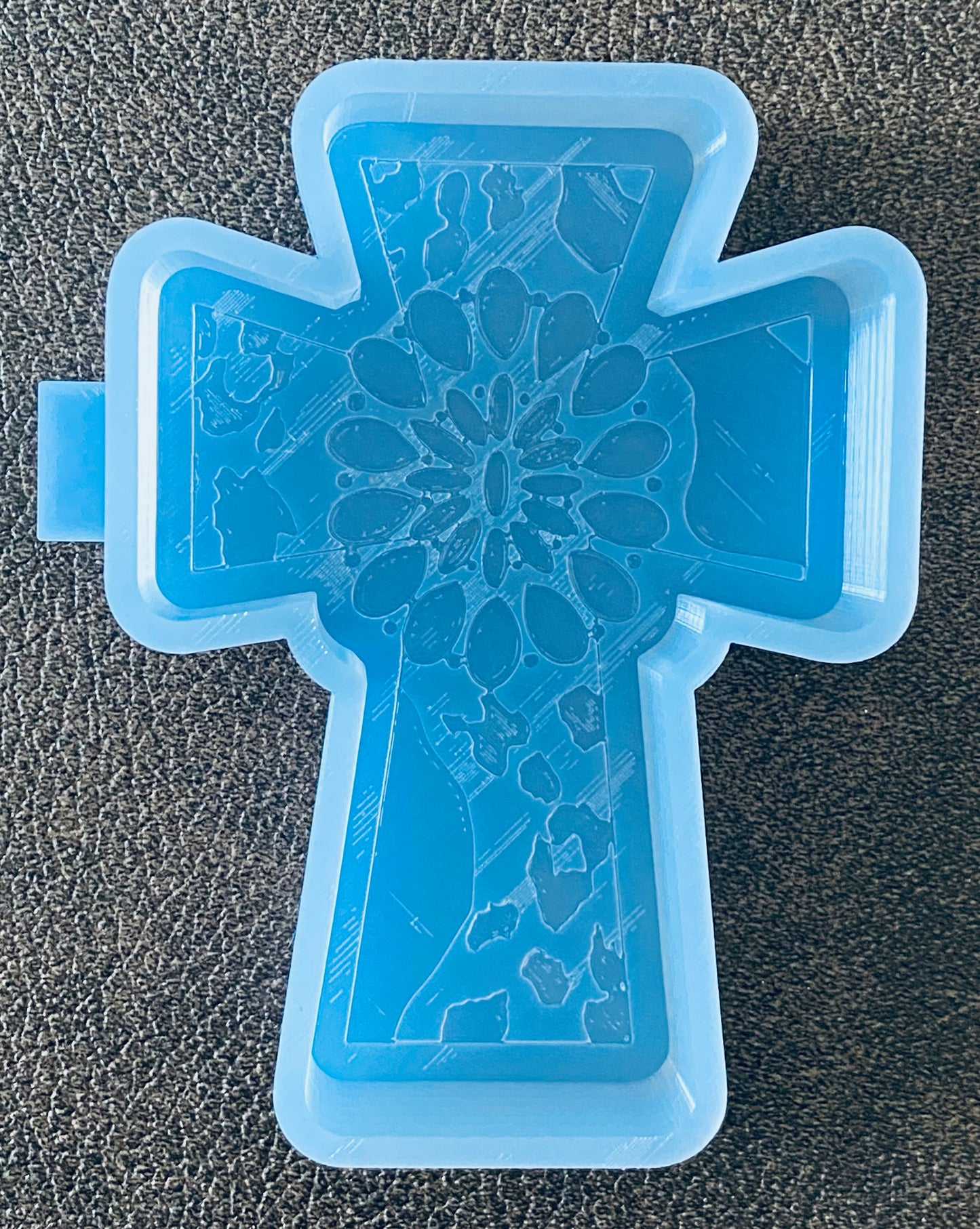 M598 Cross Concho Leopard Silicone Mold