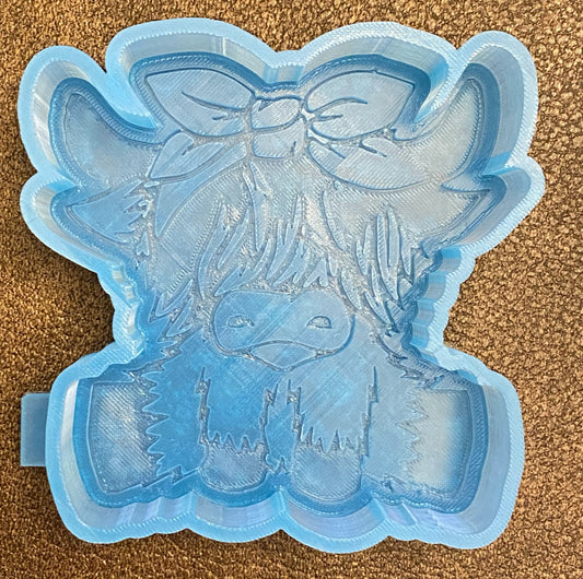 M677 Sitting Highland w Bow Silicone Mold